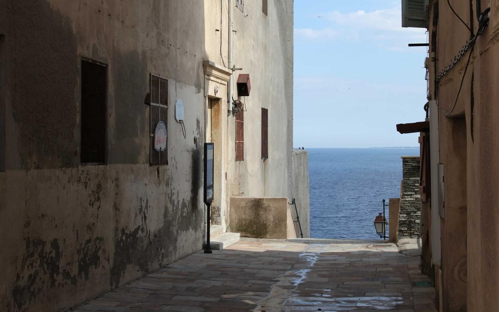 Premium 3BHK with Club Membership - Image 2